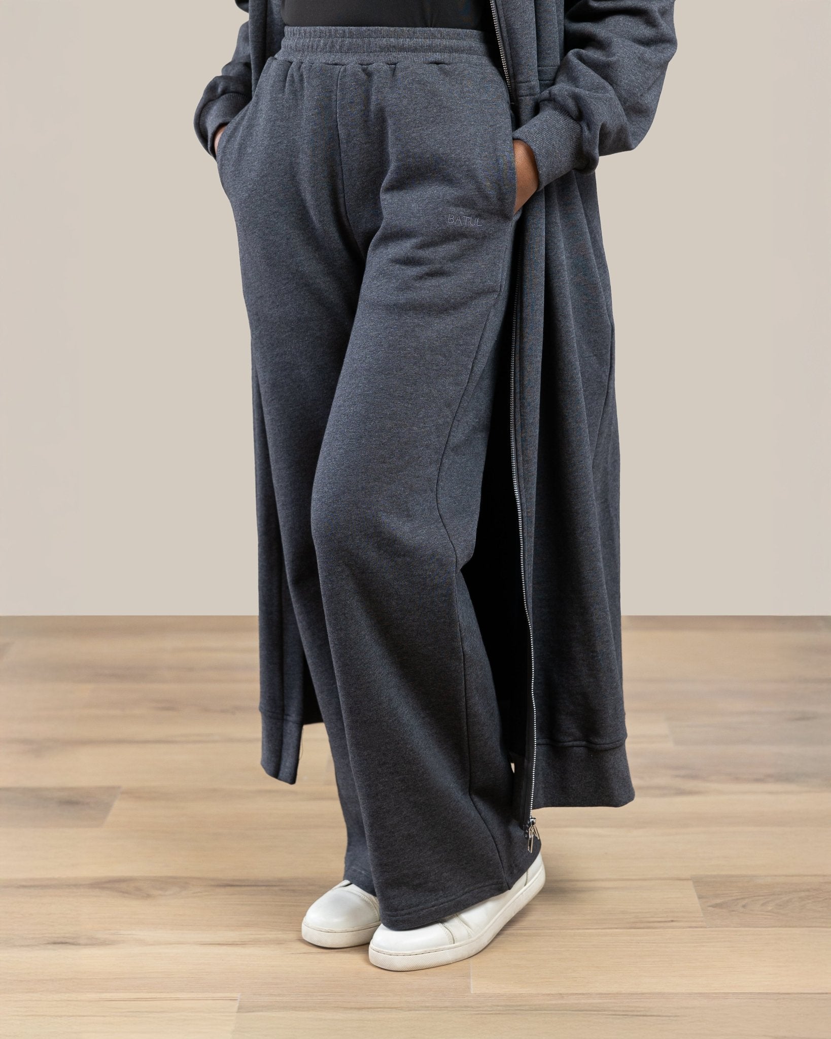 SEPARATE BATH&TODAYFULSweatPullover グレー Split Full Zip Hoodie in Heather Grey | Vans