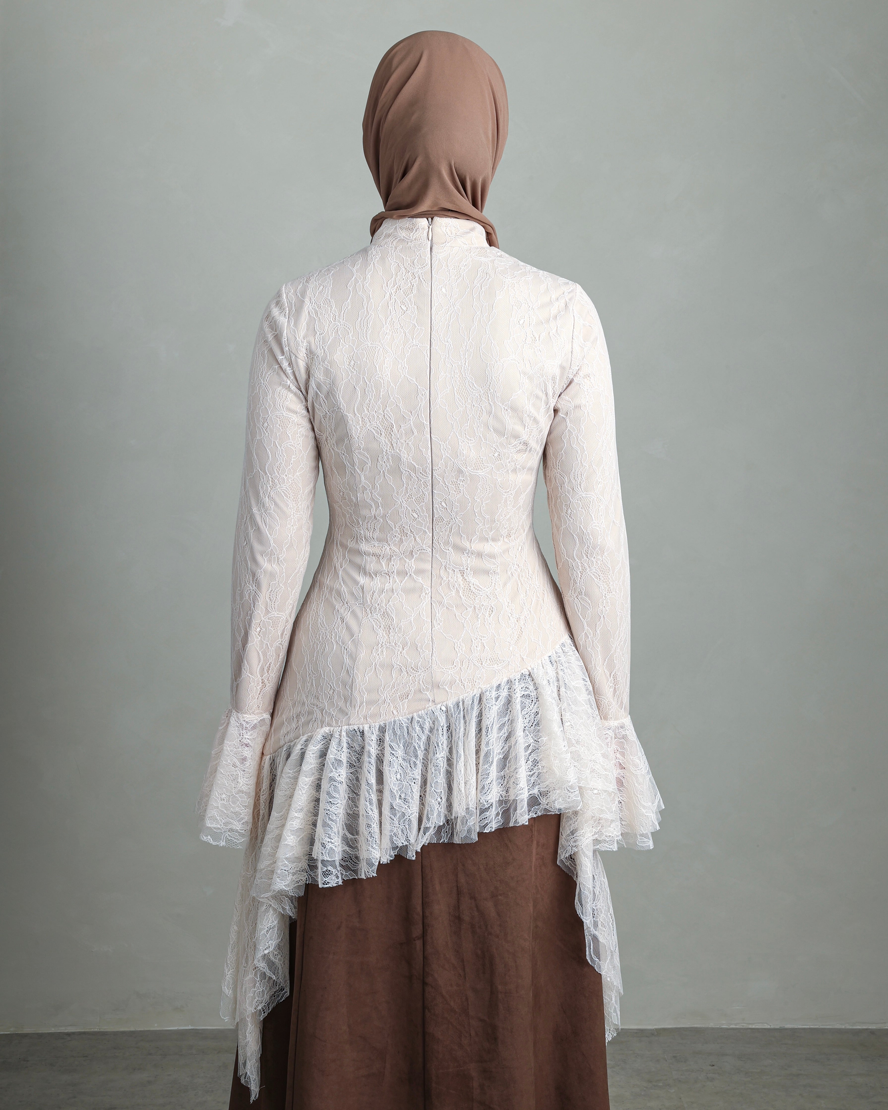 Nawal Ruffled Top | Lace