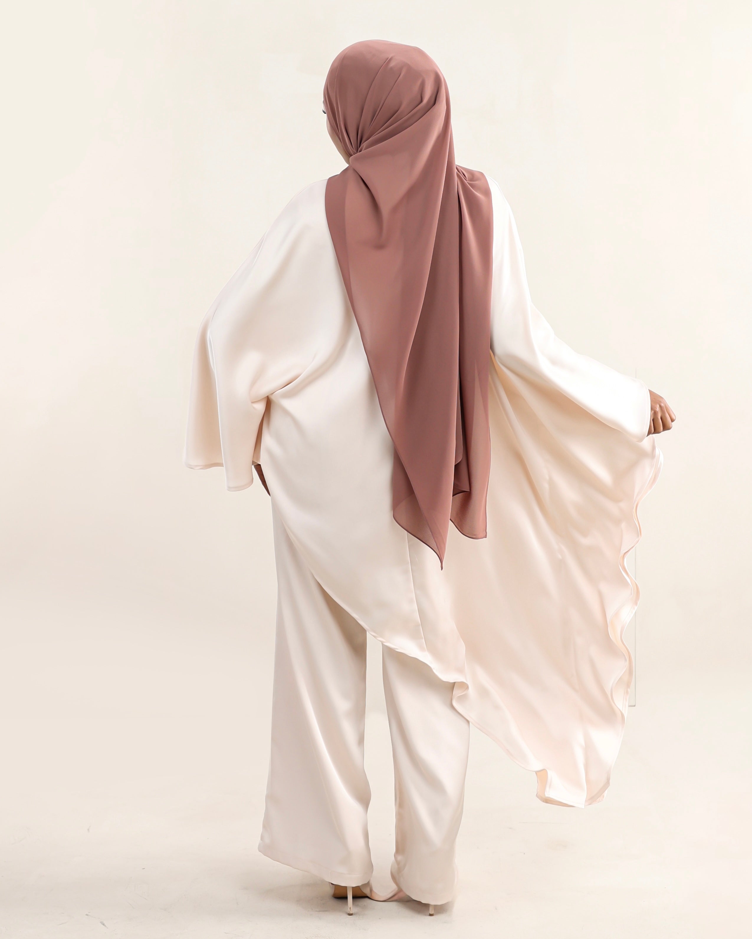 Luna Asymmetrical Drape Set | Cream