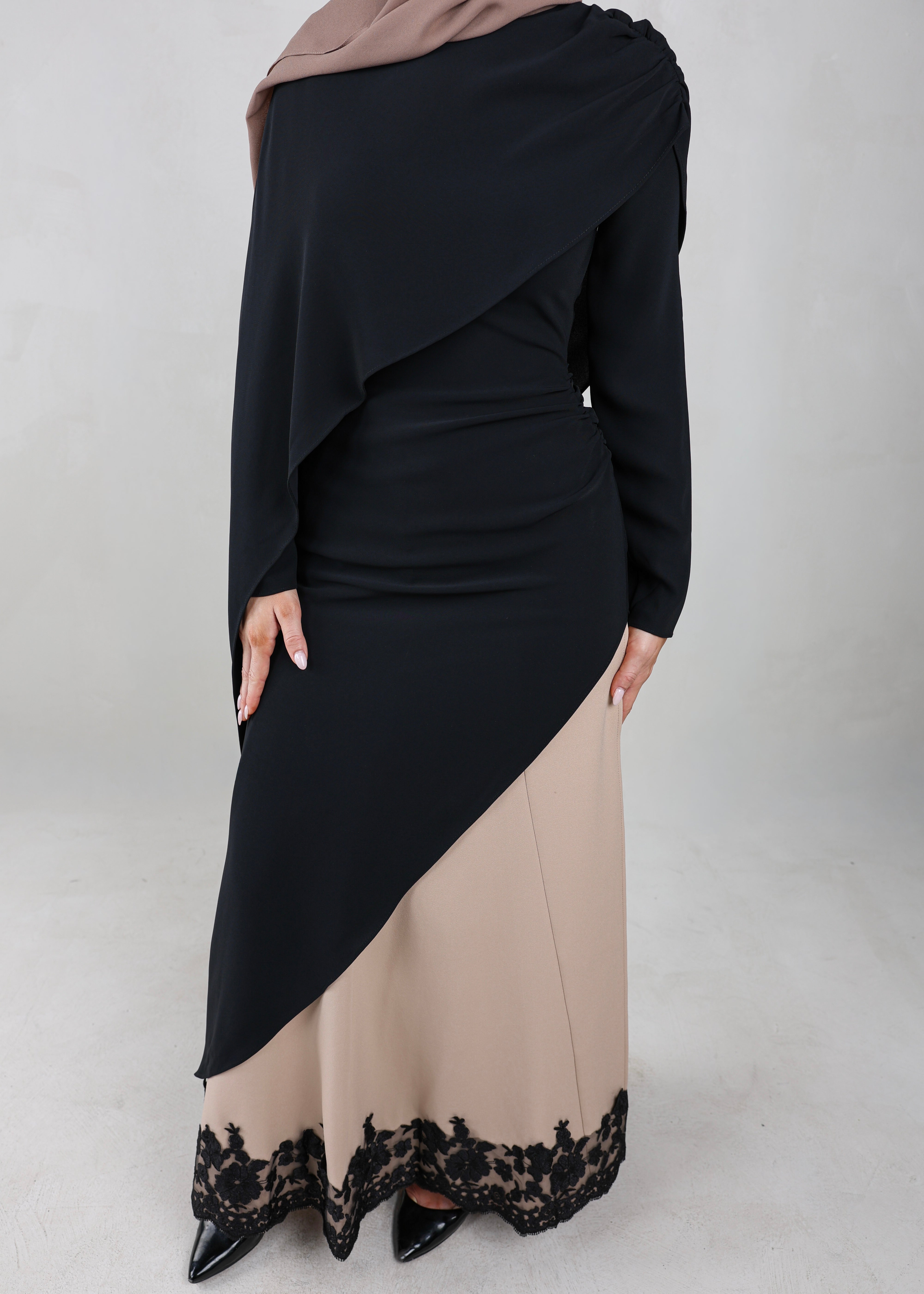 Aleen Asymmetrical Cape Tunic | Noir