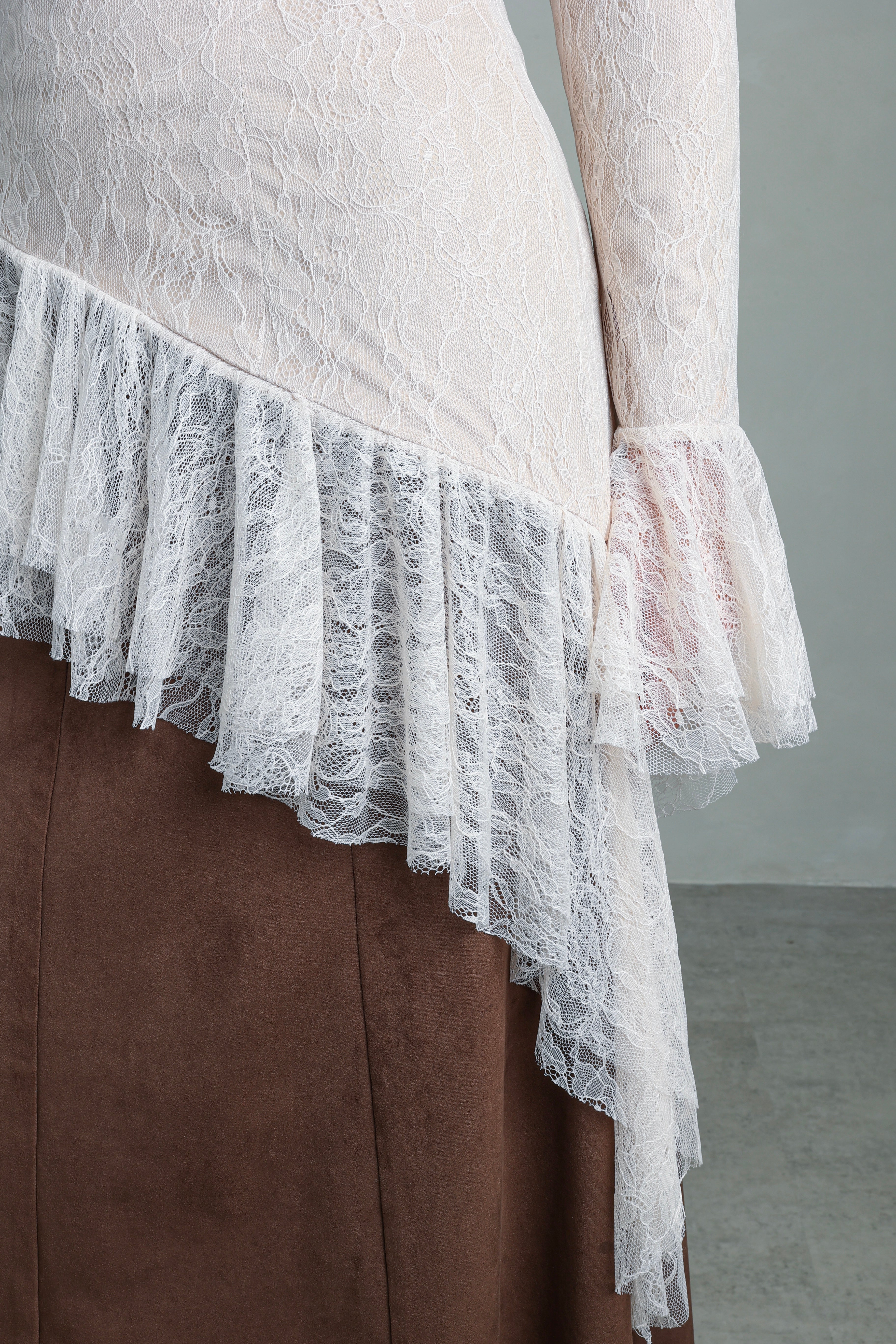 Nawal Ruffled Top | Lace