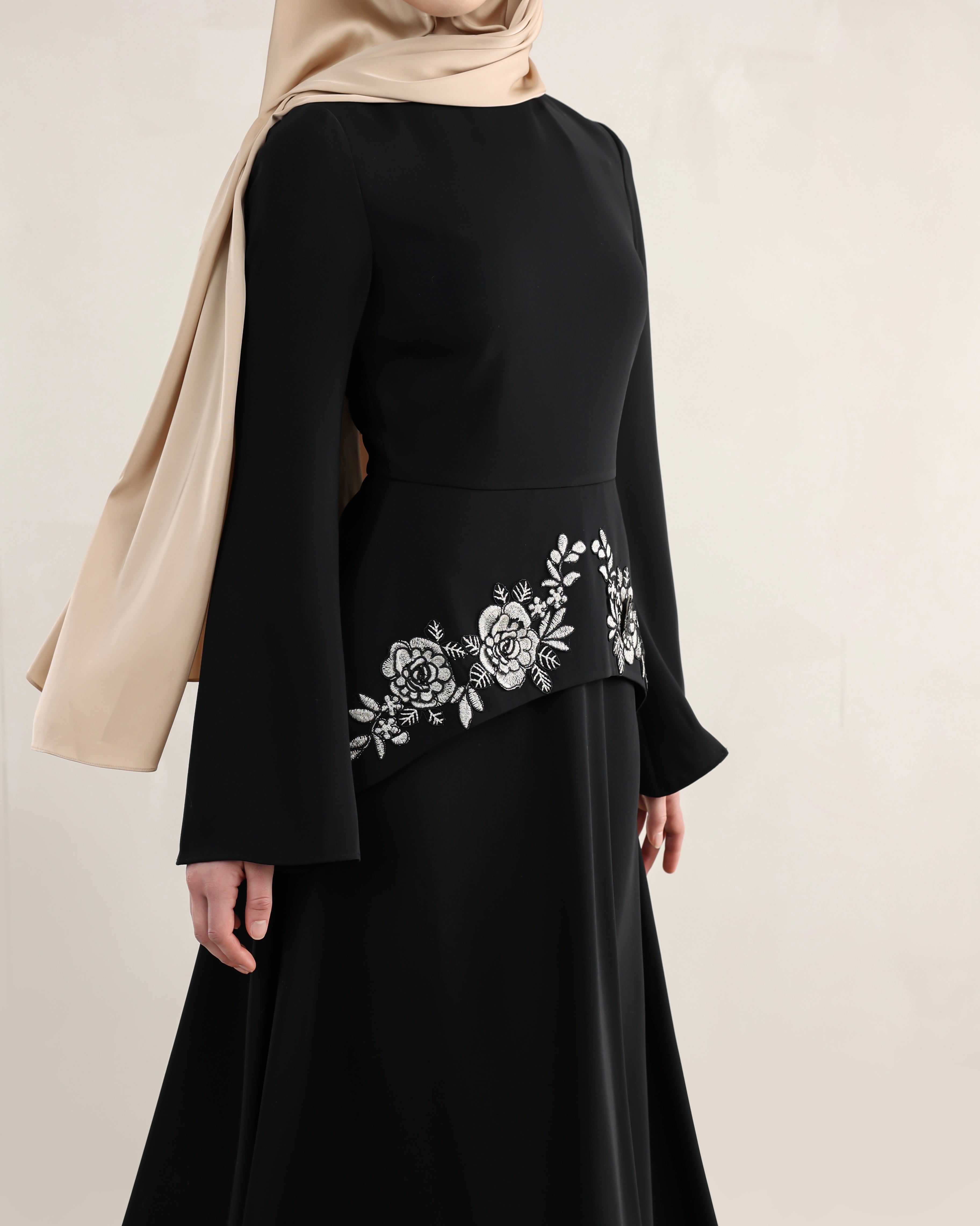 Hadeel Dress | Noir