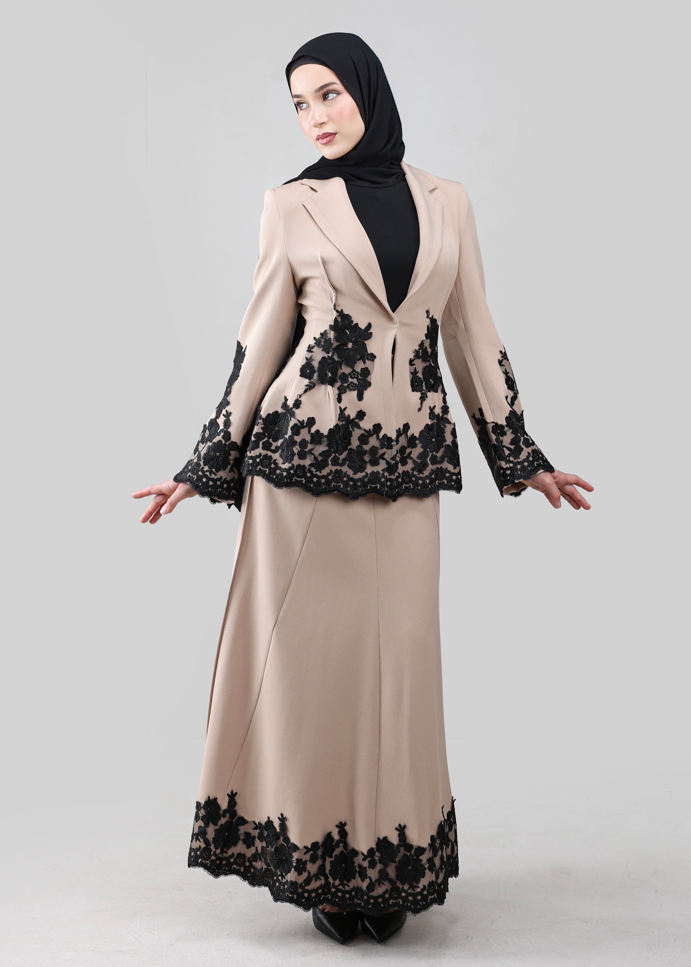 Vivienne Lace Blazer