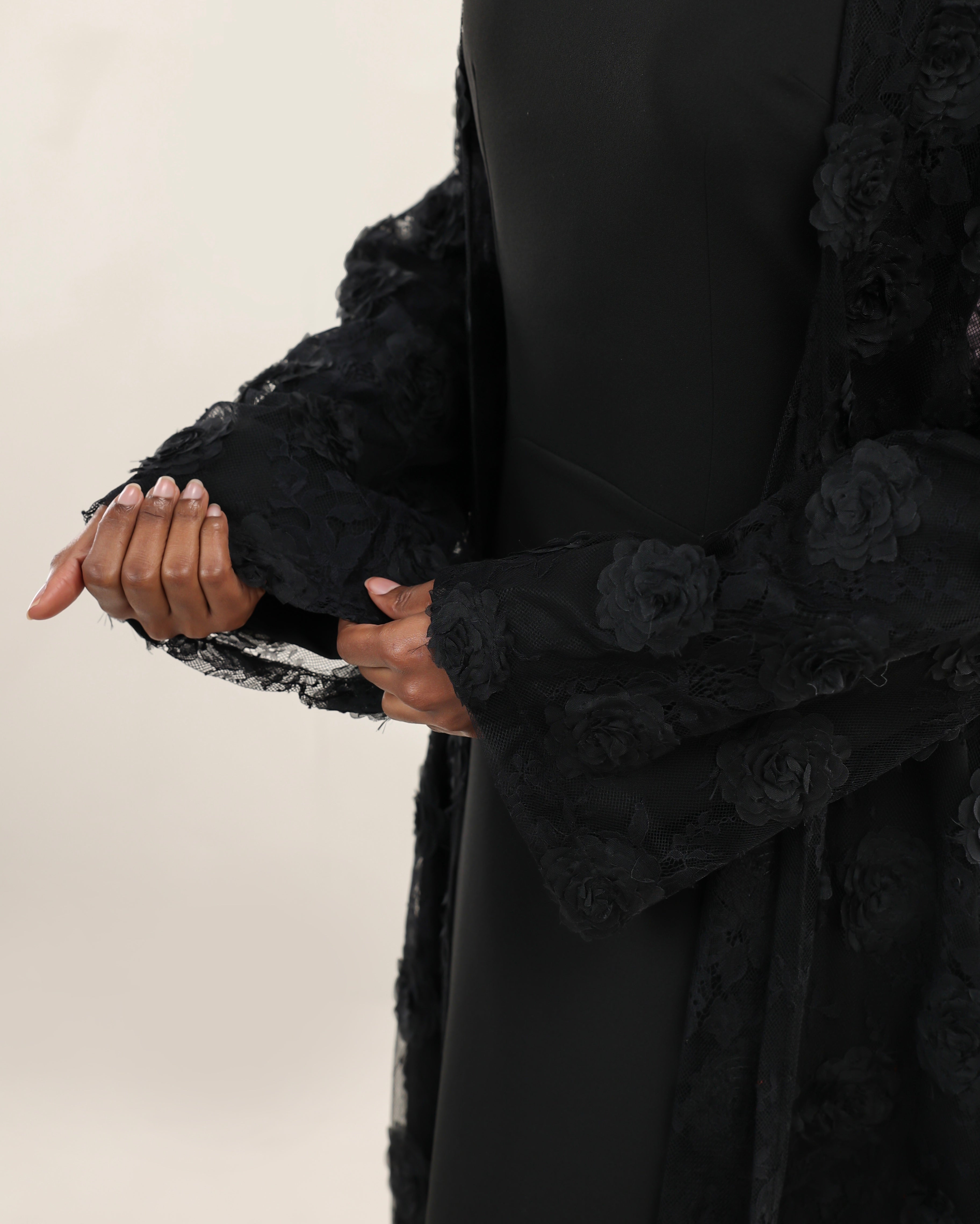 Wardeh Floral Abaya | Noir