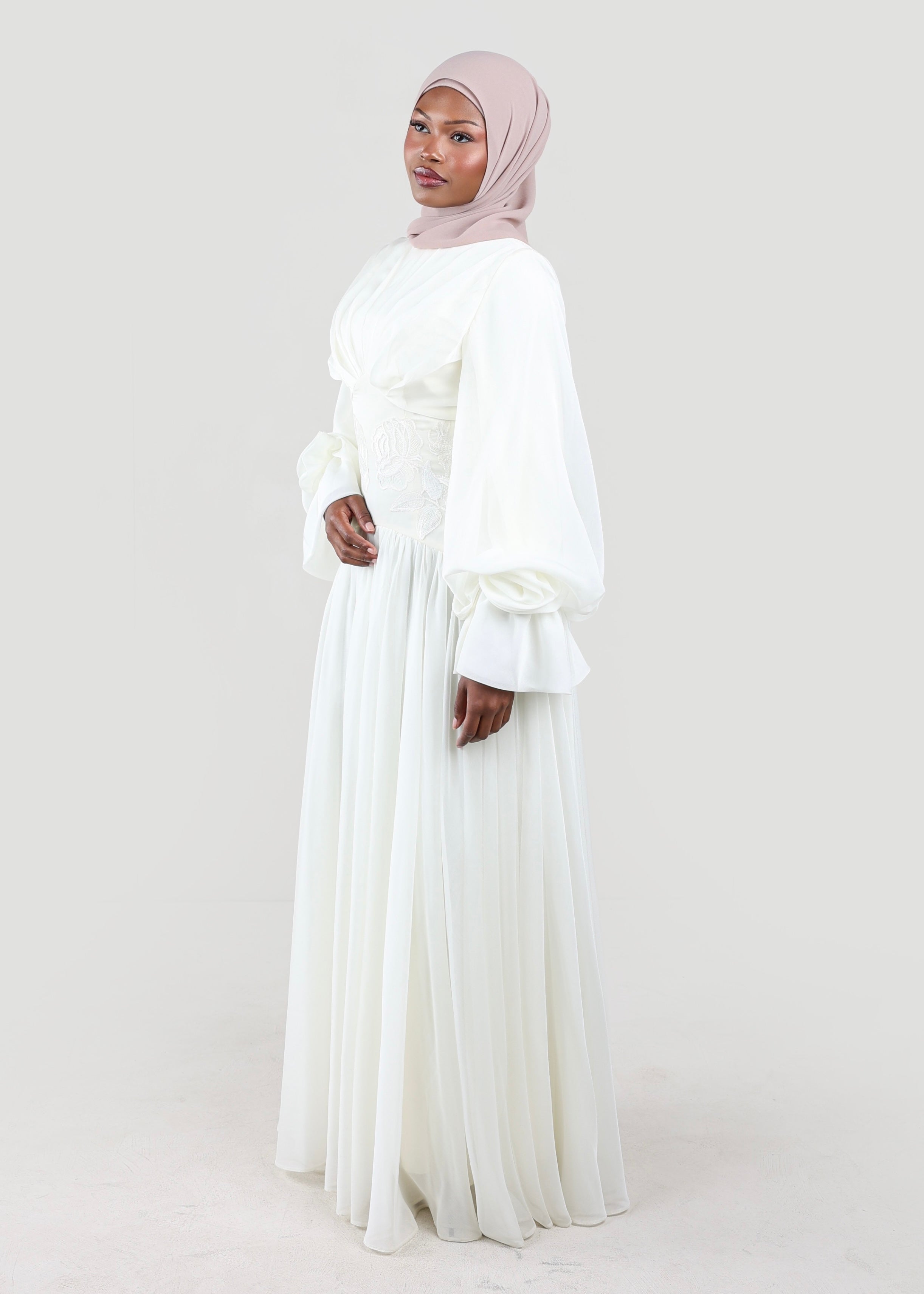 PRE ORDER ship 9/18 Hala Rose Gown | Ecru
