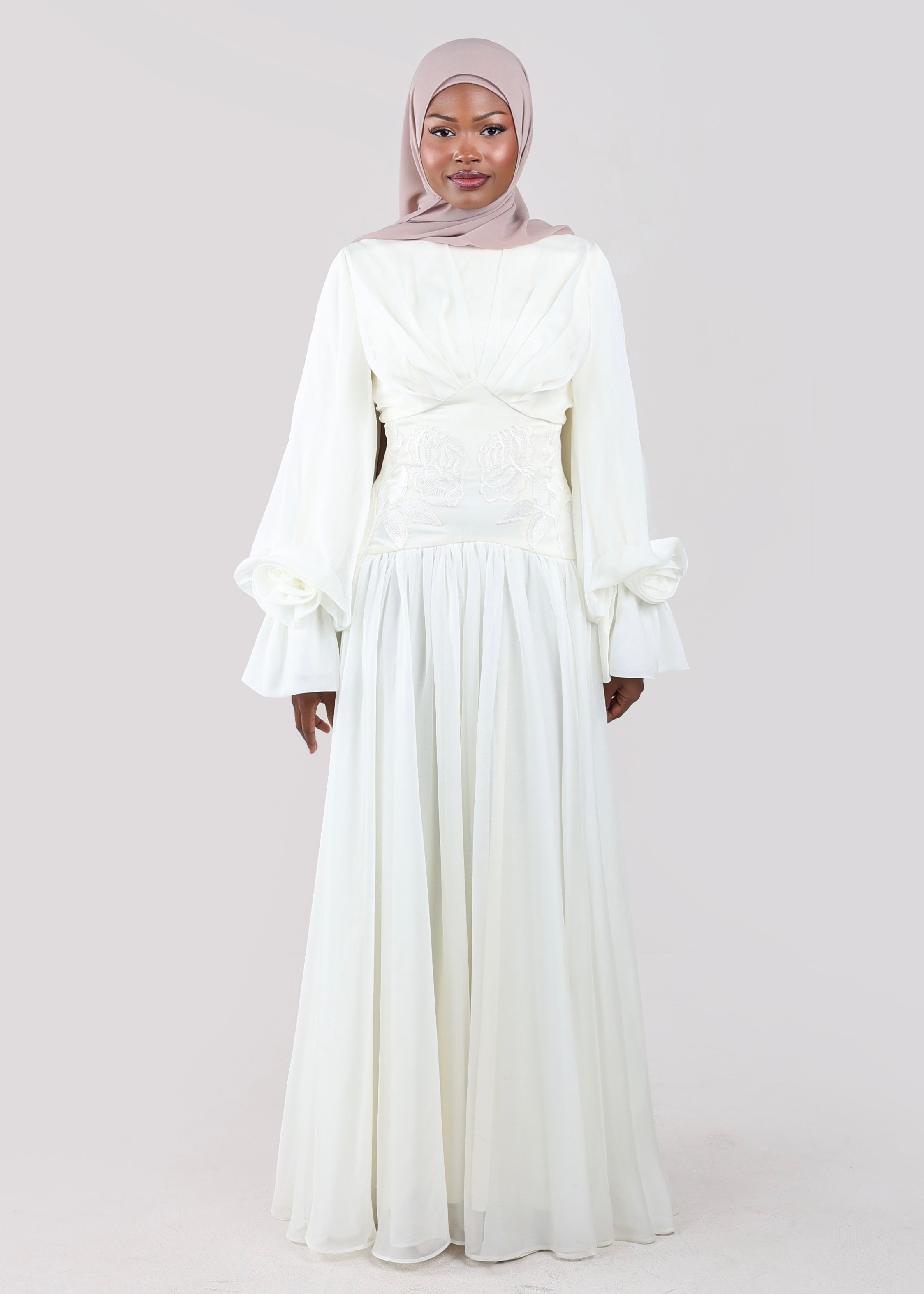 PRE ORDER ship 9/18 Hala Rose Gown | Ecru