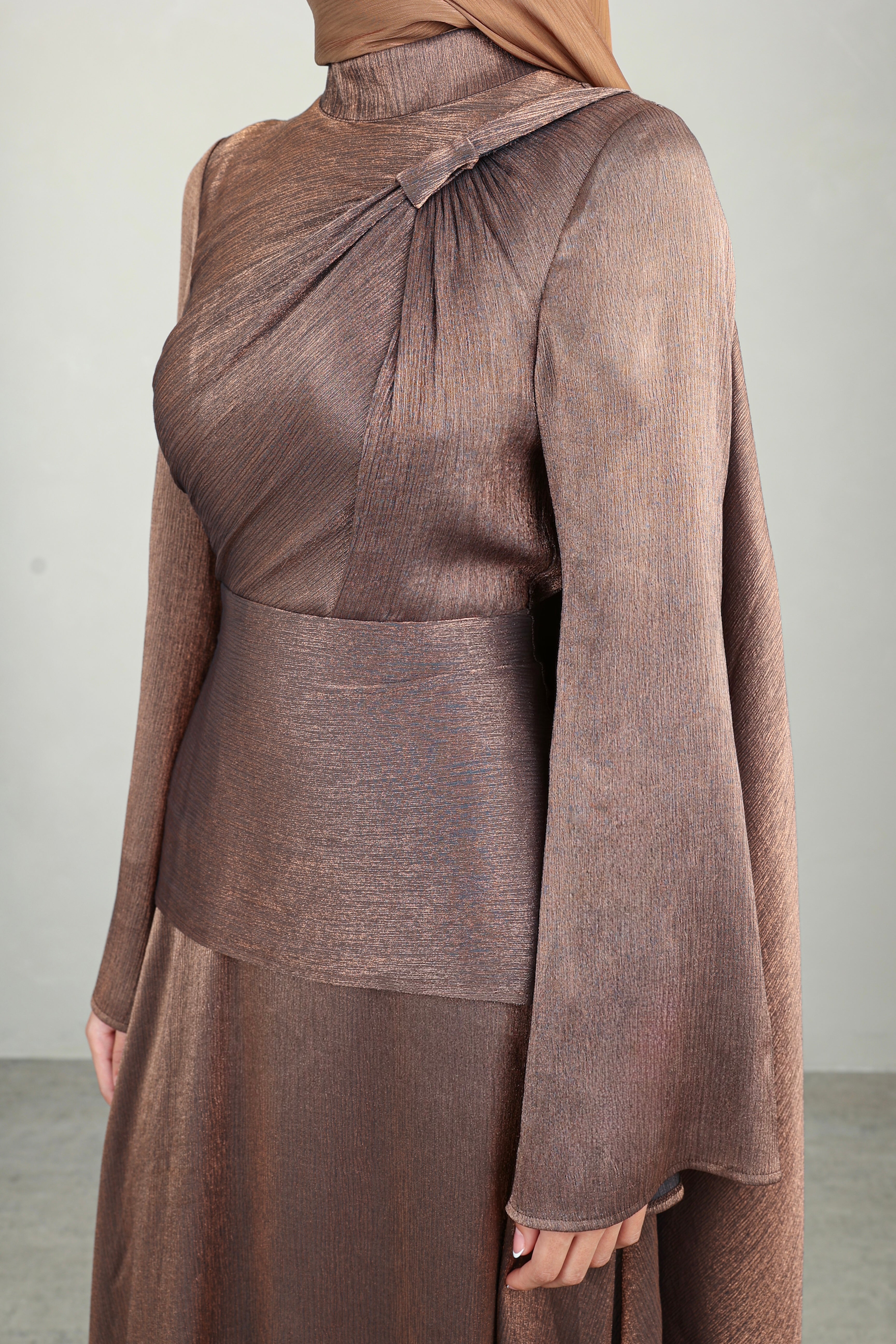 Yana Metallic Gown | Bronze
