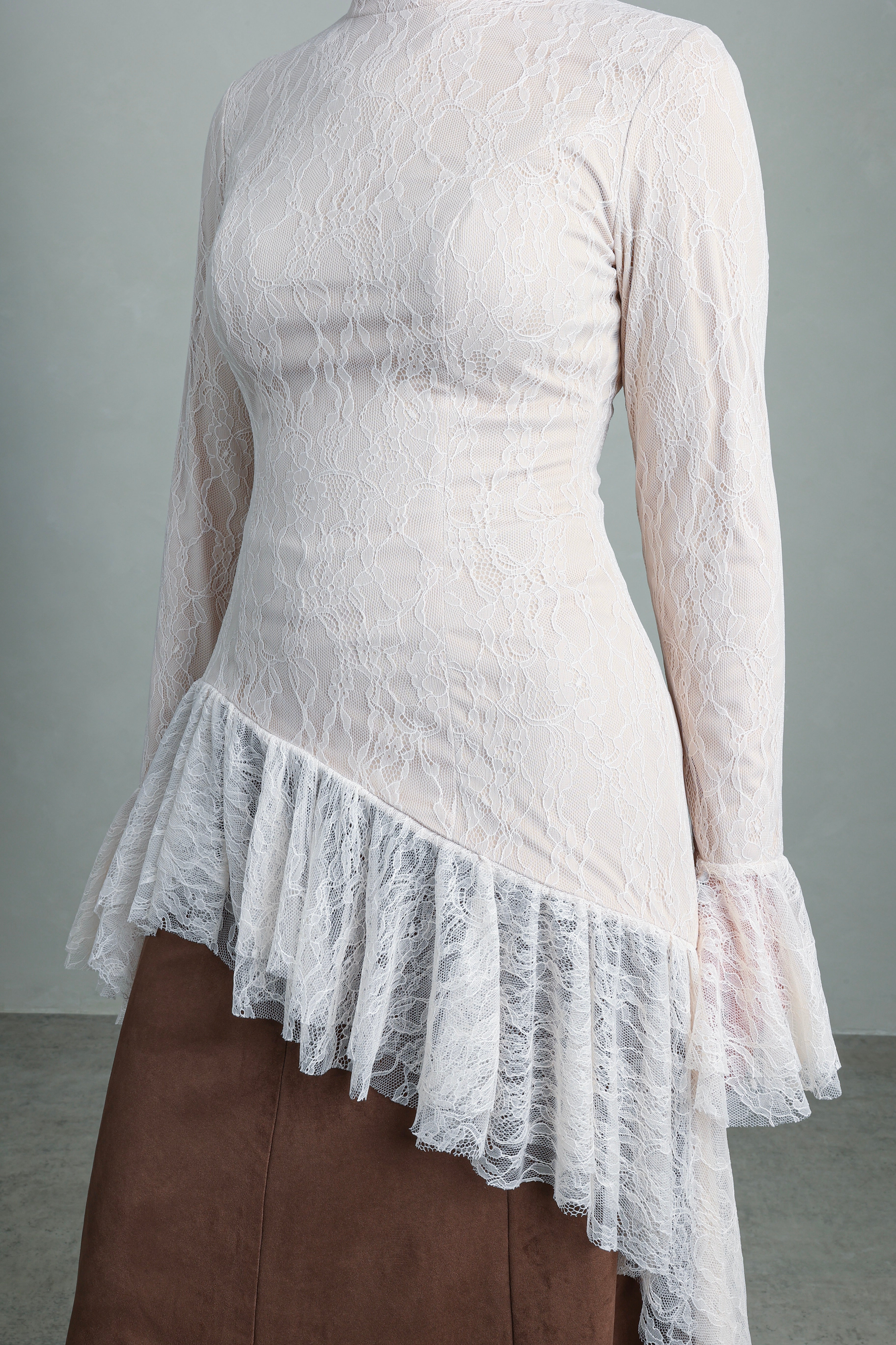 Nawal Ruffled Top | Lace