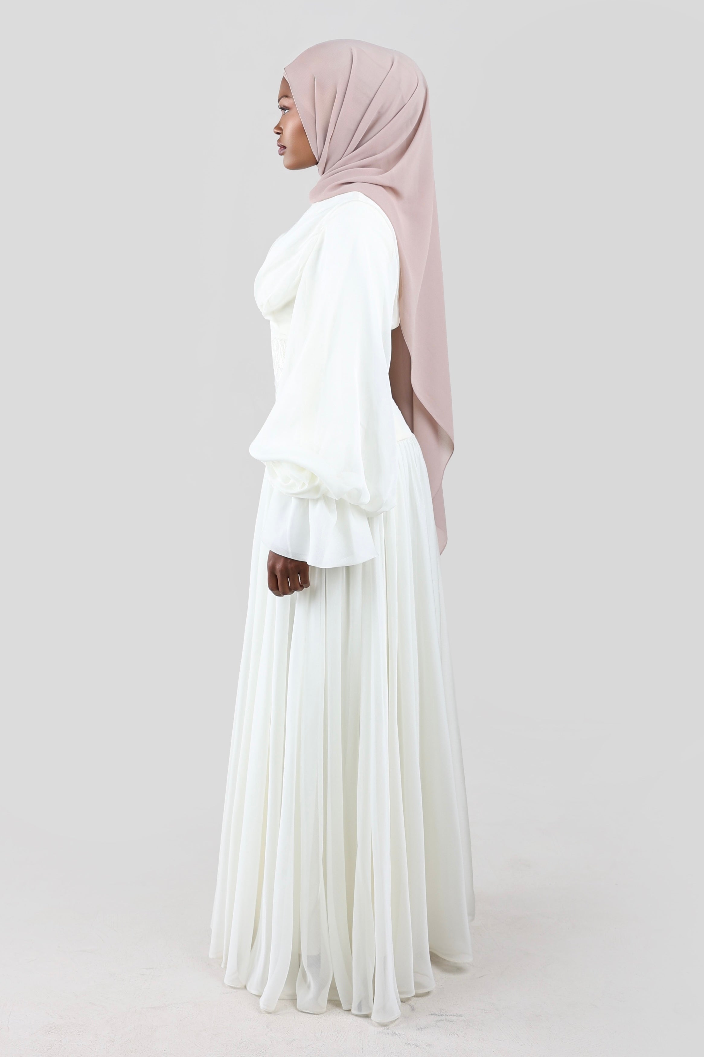 PRE ORDER ship 9/18 Hala Rose Gown | Ecru
