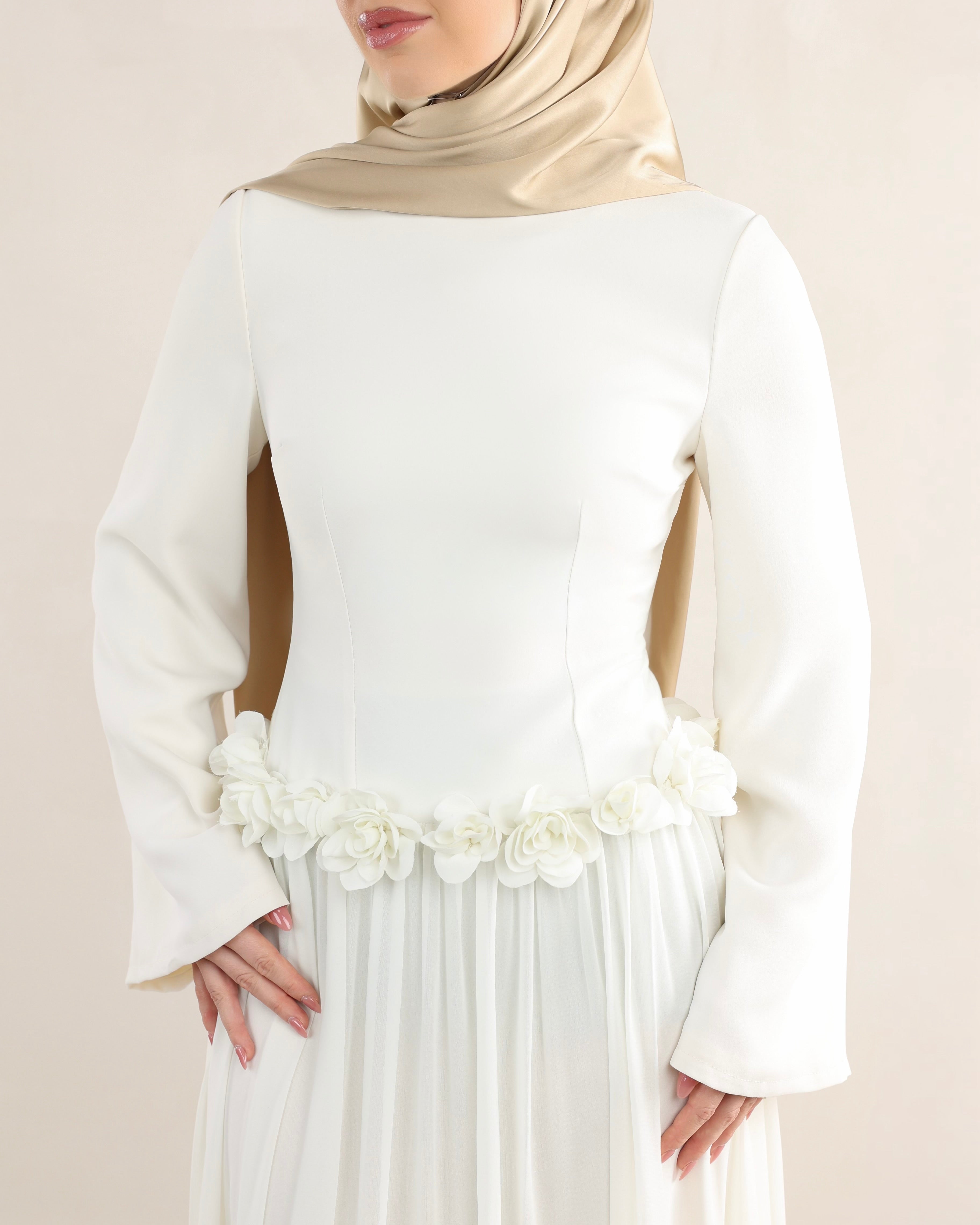 Amaya Flowerfall Gown | Ivory