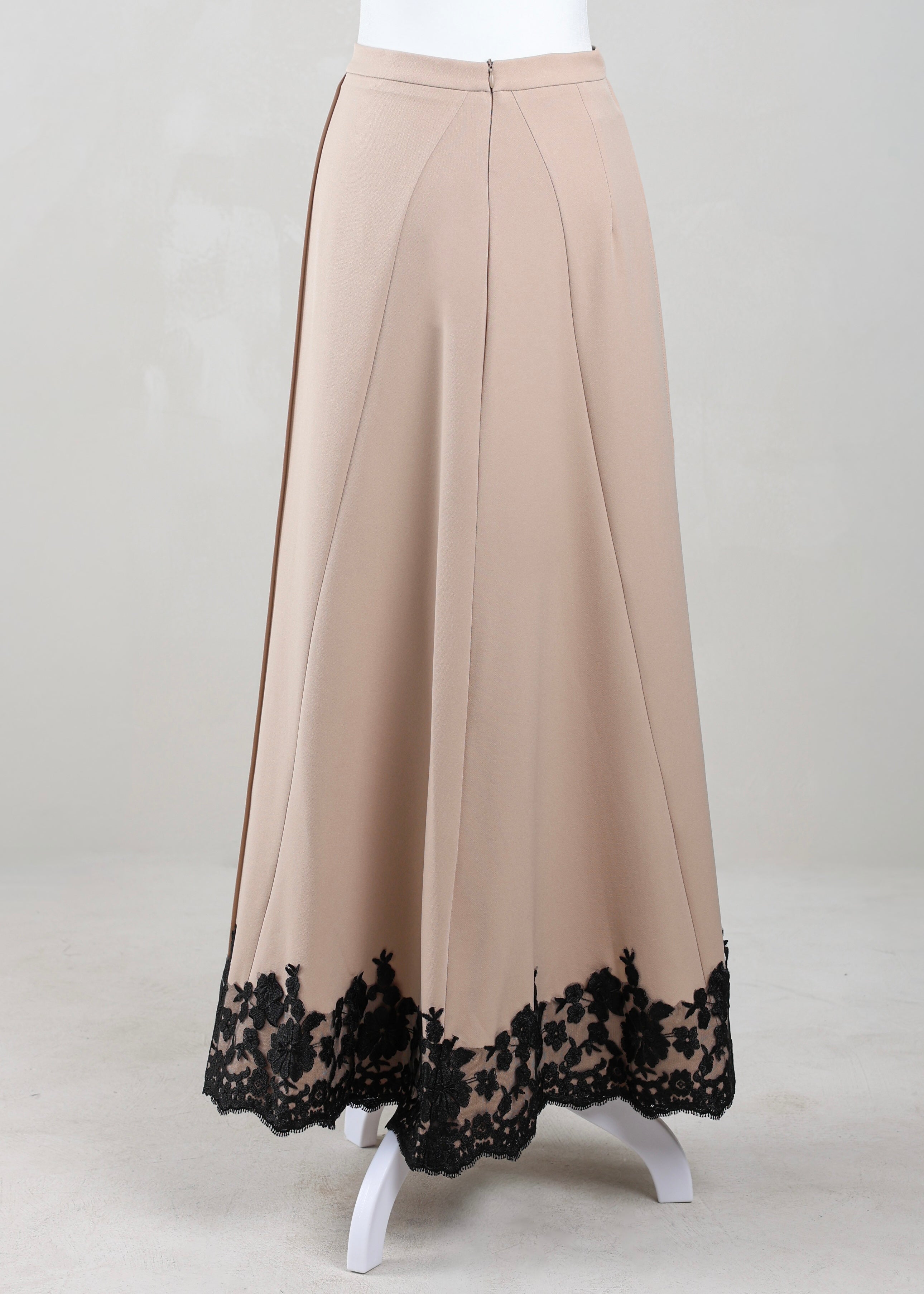 Vivienne Lace Skirt