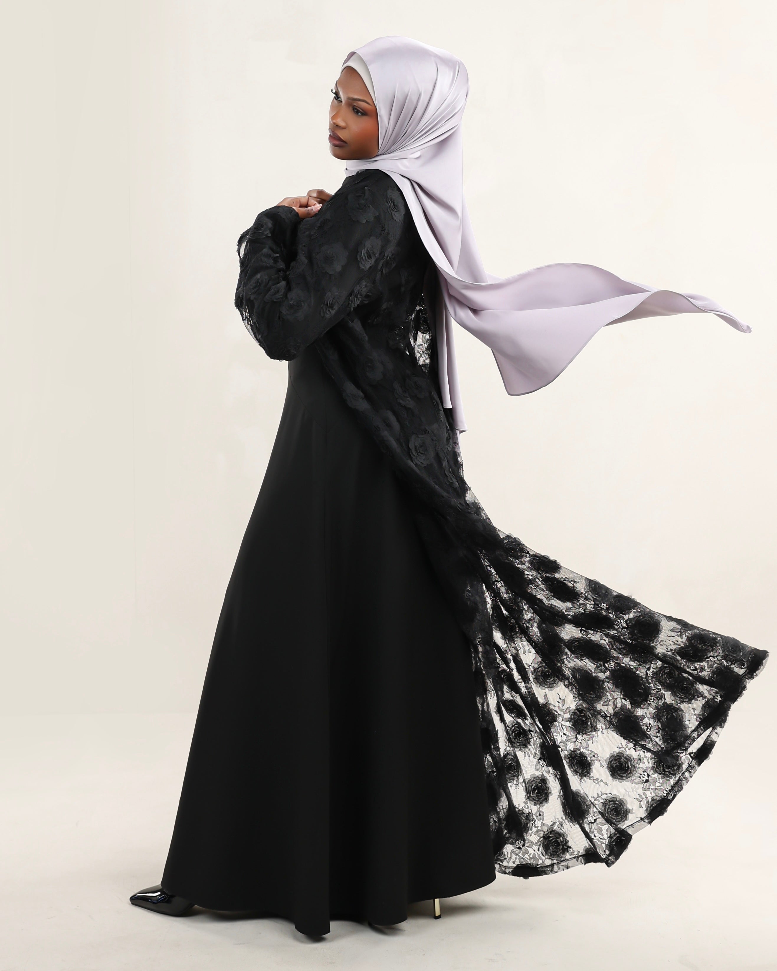 Wardeh Floral Abaya | Noir