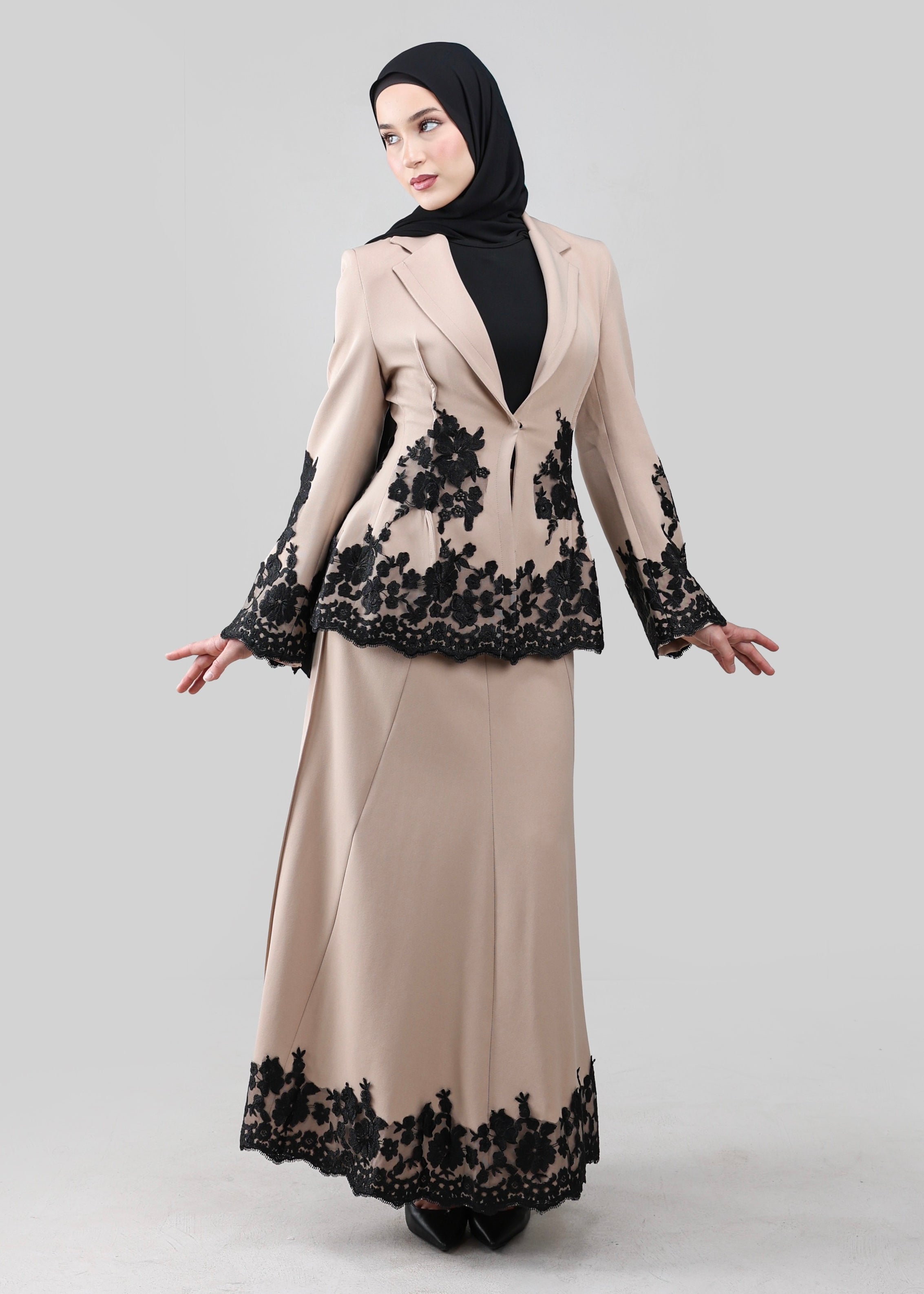 Vivienne Lace Skirt