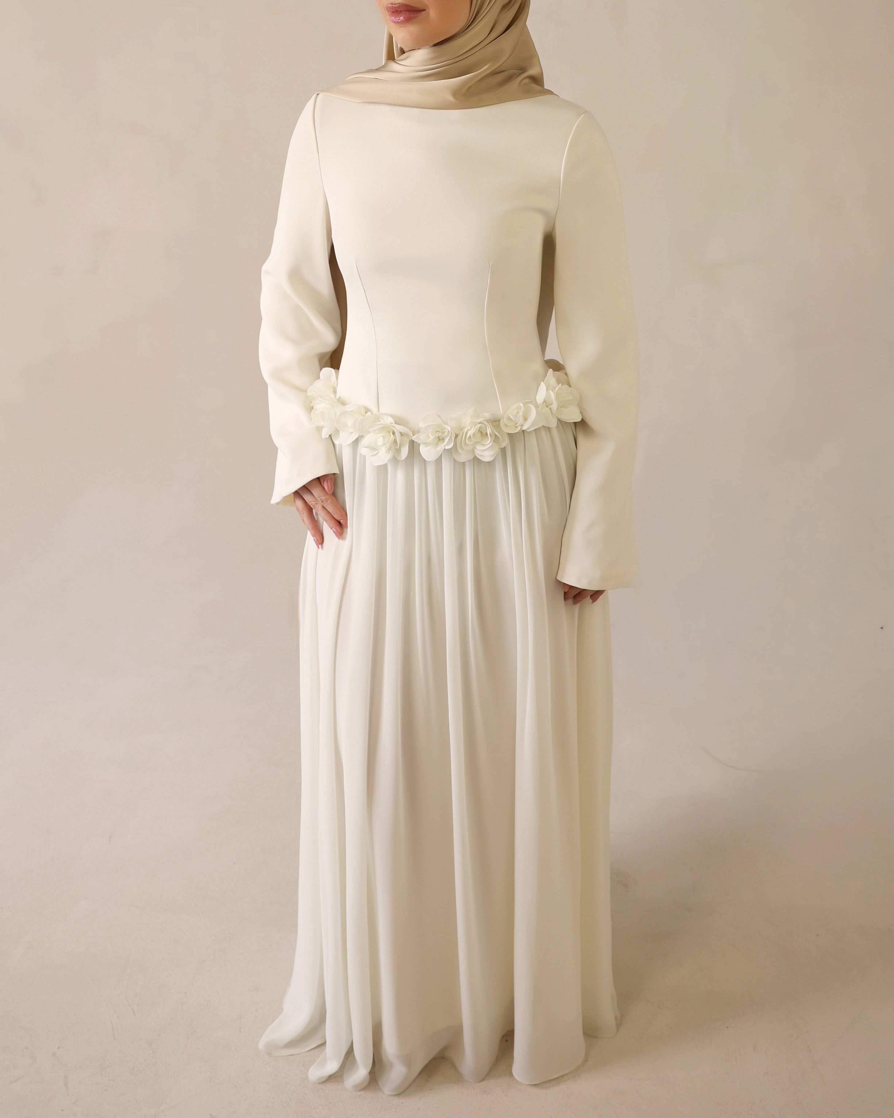 Amaya Flowerfall Gown | Ivory