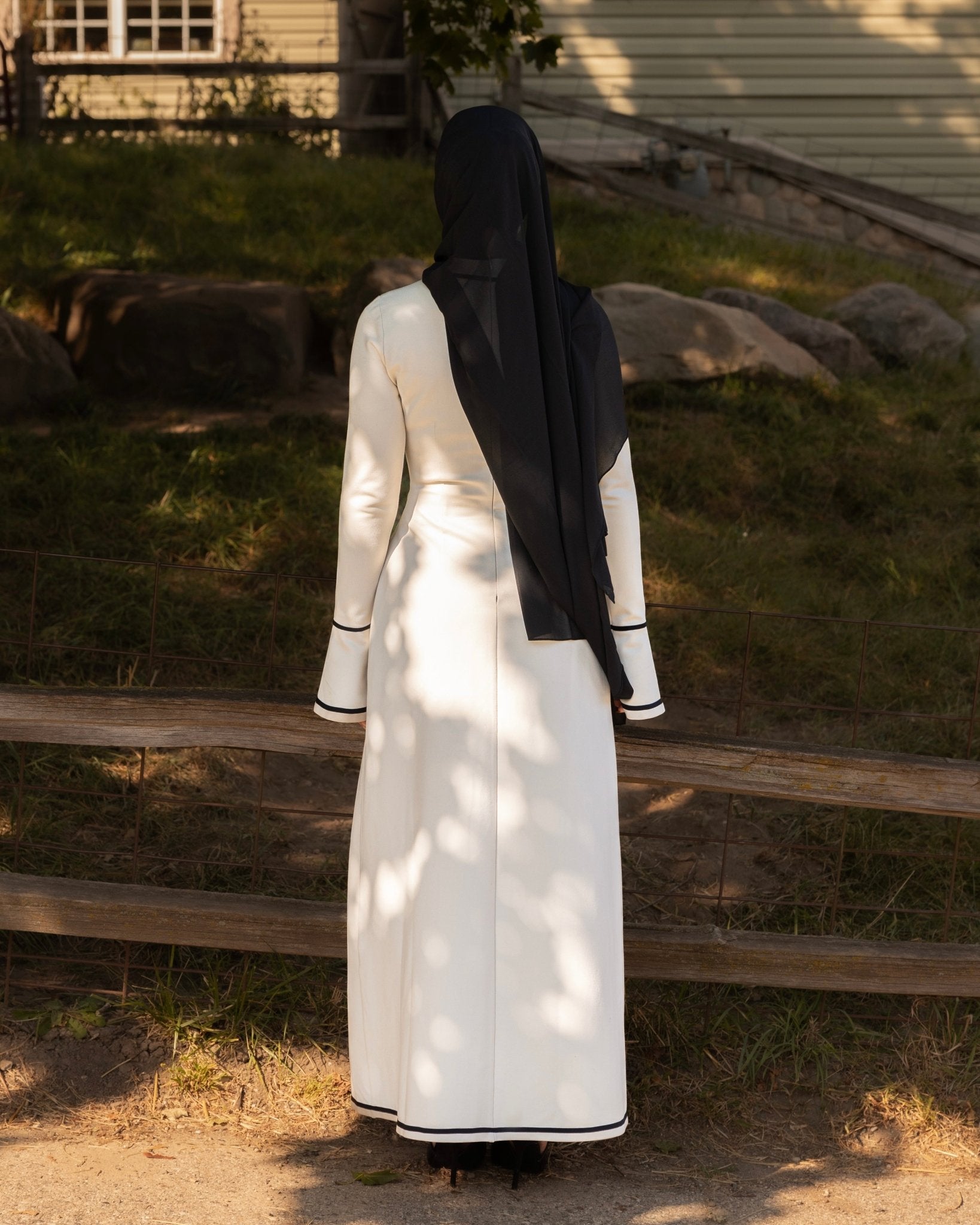 Talia | Cream & Black batulthecollection Talia | Cream & Black batulthecollection